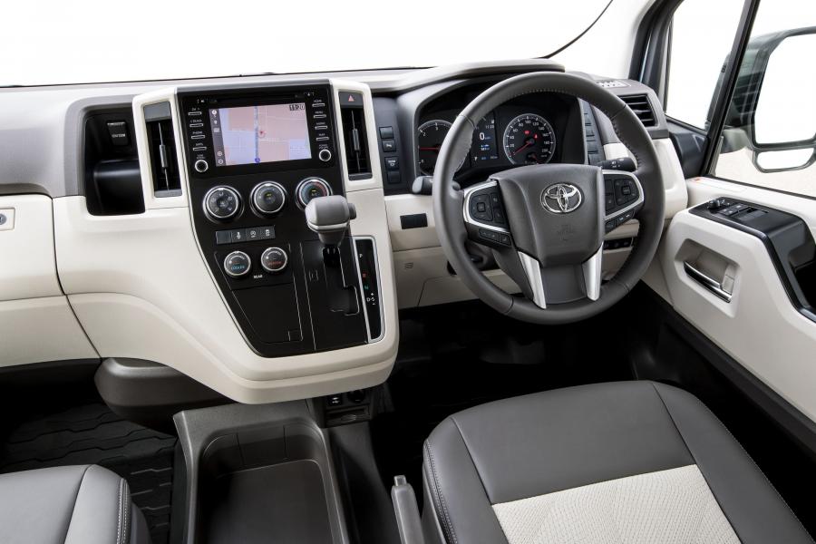 Торпедо Toyota Hiace Commuter GL 2019 года  (AU) (фото 6 из 7)